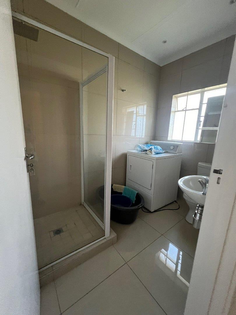 To Let 3 Bedroom Property for Rent in Walmer Eastern Cape